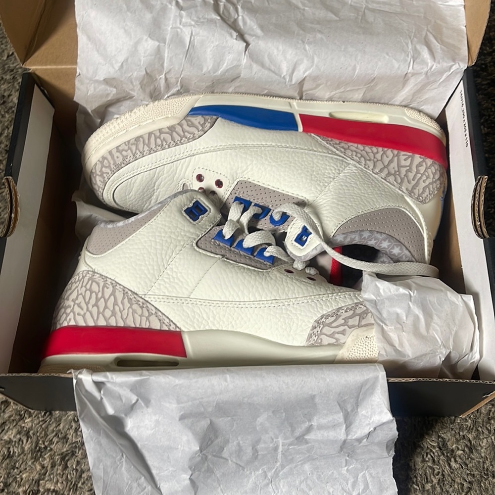 Jordans sneakers